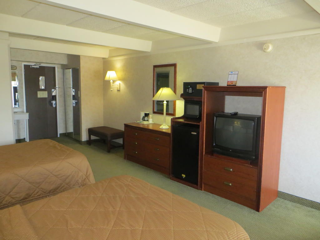 Rodeway Inn Skokie Эванстон Номер фото